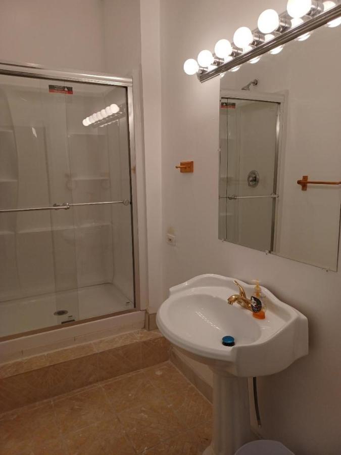 Hotel Bnb 2 ชิคาโก ภายนอก รูปภาพ